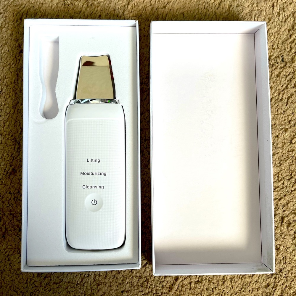 Ultrasonic Skin Scrubber Spatula Facial Beauty Cleansing Tool